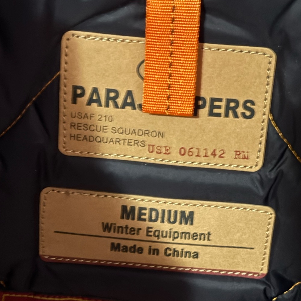 Parajumpers Men's Right Hand Black Jacket For Ultimate Warmth
